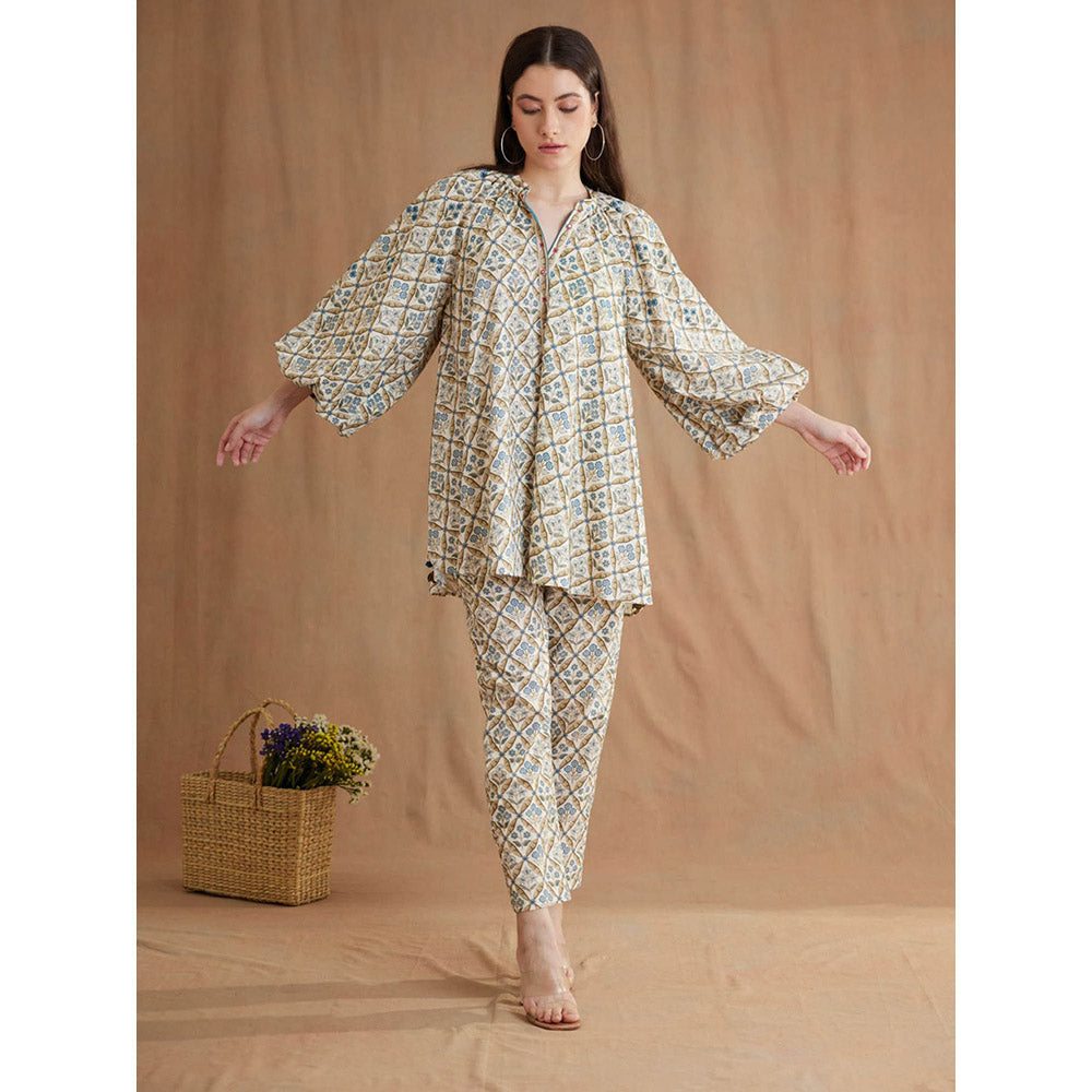 Nikasha Bespoke Hand Embroidered Co-Ord (Set of 2)