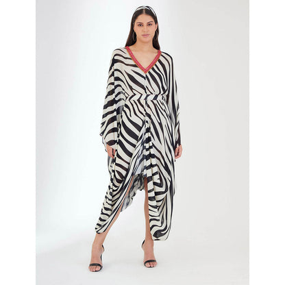 Nikasha Black and White Kaftan Animal Print Dress (Set of 2)