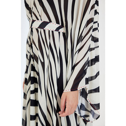 Nikasha Black and White Kaftan Animal Print Dress (Set of 2)