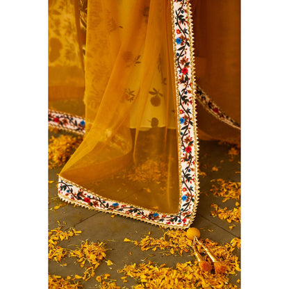 Nikasha Ivory Kohinoor Jaal Print Kalidar (Set of 3)