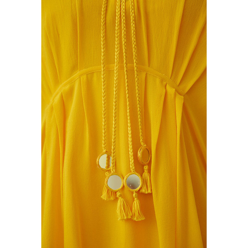 Nikasha Pitambari Dhoti (Set of 2)