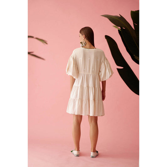 Nikasha Cream Solid Bubble Sleeves Tier Dress