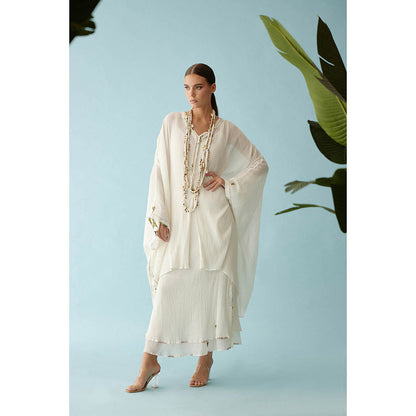 Nikasha Off-White Hand Braided Tassels And Banana Tree Applique Co-Ord (Set of 2)