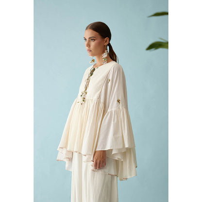 Nikasha Cream Banana Tree Applique Top