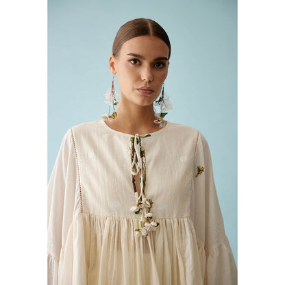 Nikasha Cream Banana Tree Applique Top