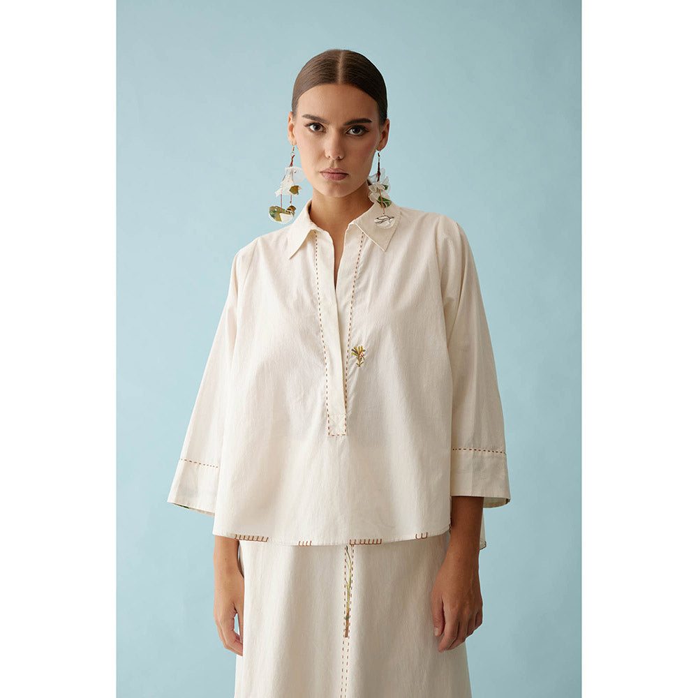 Nikasha Cream Banana Tree Applique Top