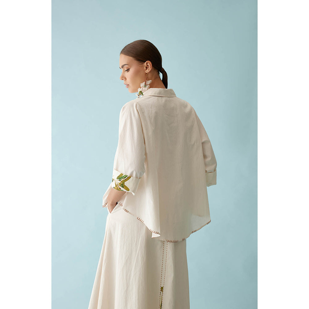 Nikasha Cream Banana Tree Applique Top