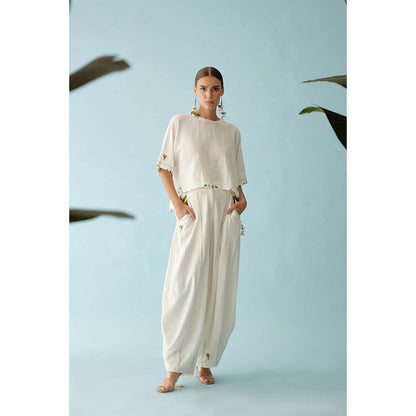 Nikasha Off-White Hi-Low Crop Top