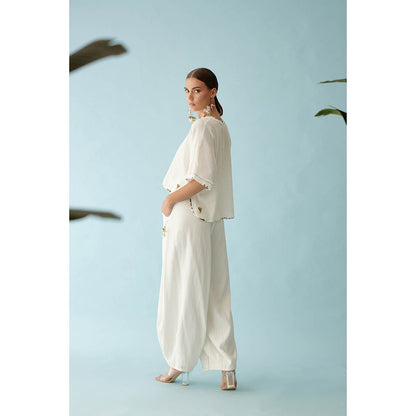 Nikasha Off-White Hi-Low Crop Top