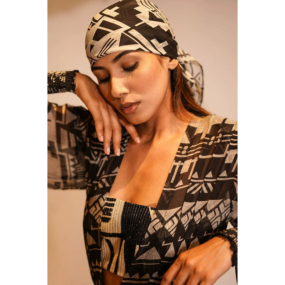 Nikita Mhaisalkar Black Base Aztec Print Maxi with Inner (Set of 2)