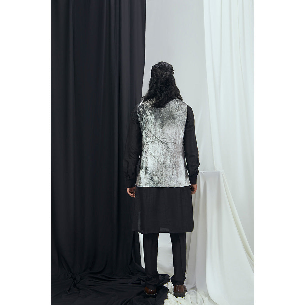 Nirmooha Carbon Nokia Silk Kurta with Pant and Forest Printed Velvet Bandi (Set of 3)