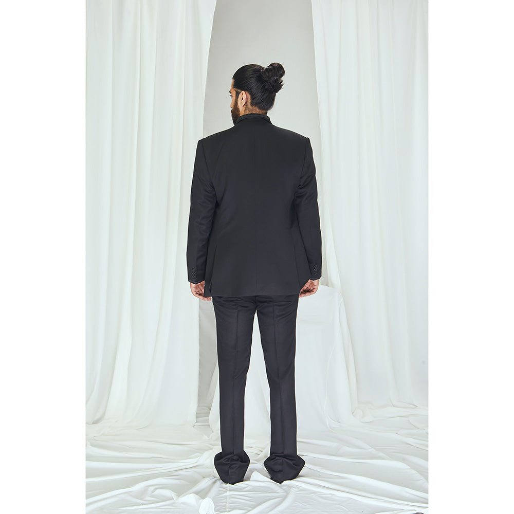 Nirmooha Carbon Close-Neck Blazer with Satin Detailing