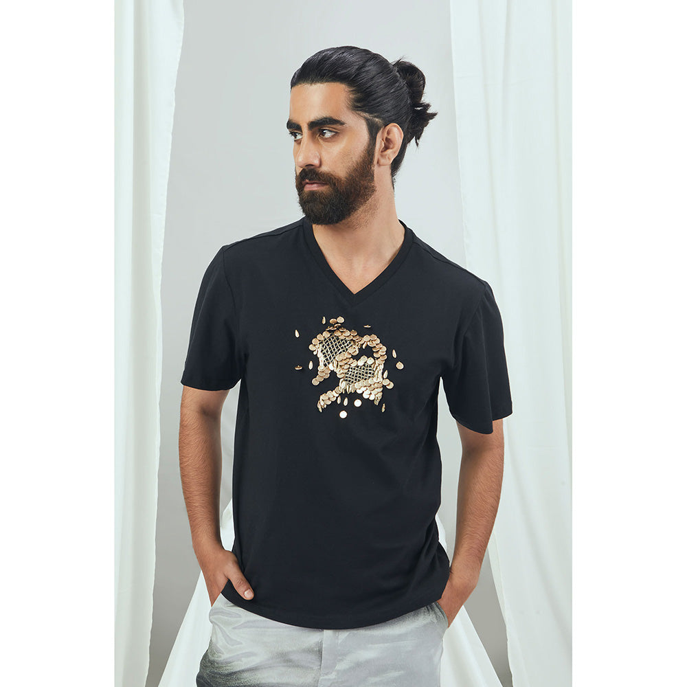 Nirmooha Carbon Embroidered T-Shirt