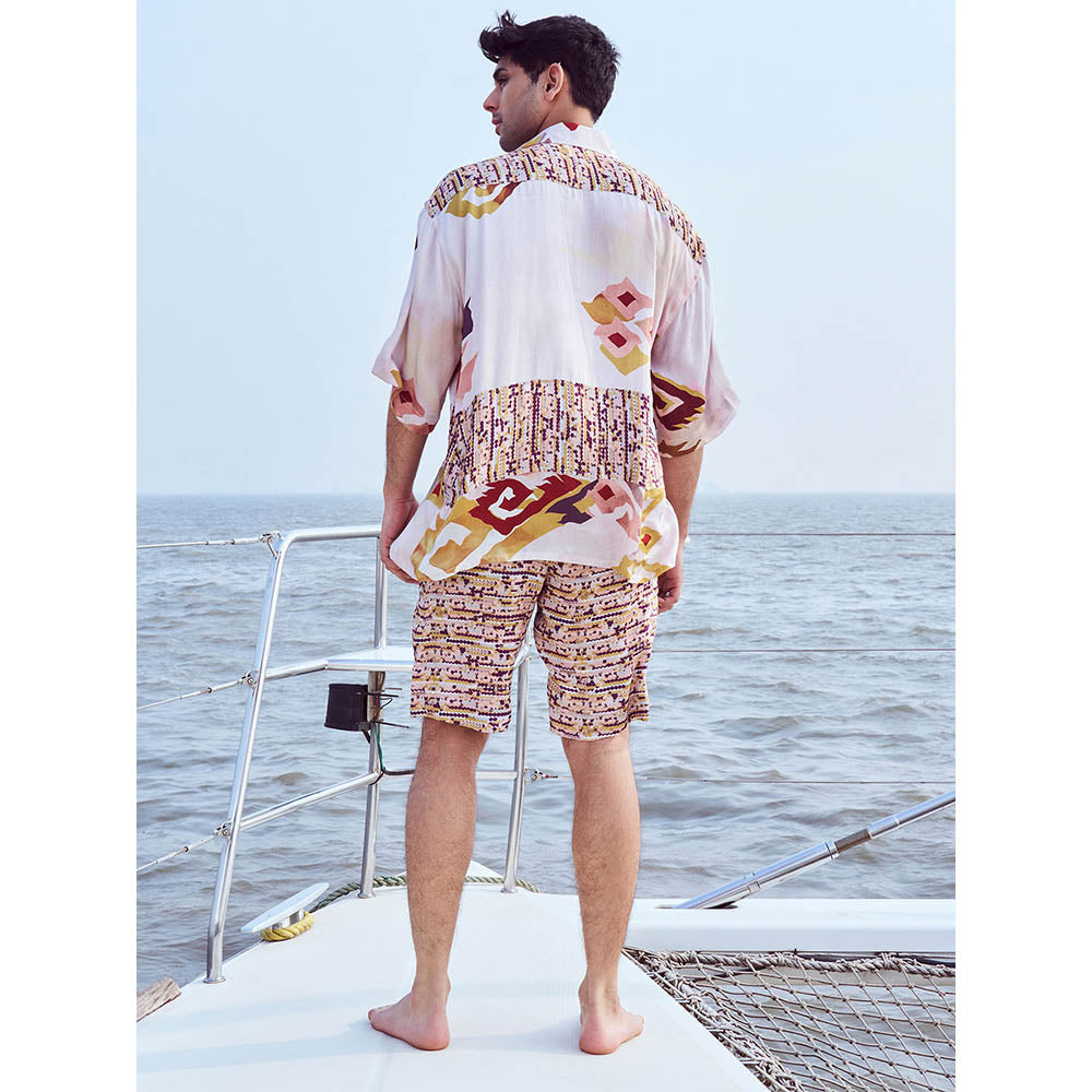 Nirmooha Taffino Sunset Printed Shorts
