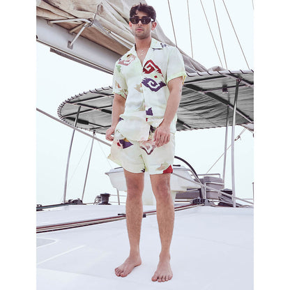 Nirmooha Patola Printed Shirt with Short sleeves and Shorts (Set of 2)