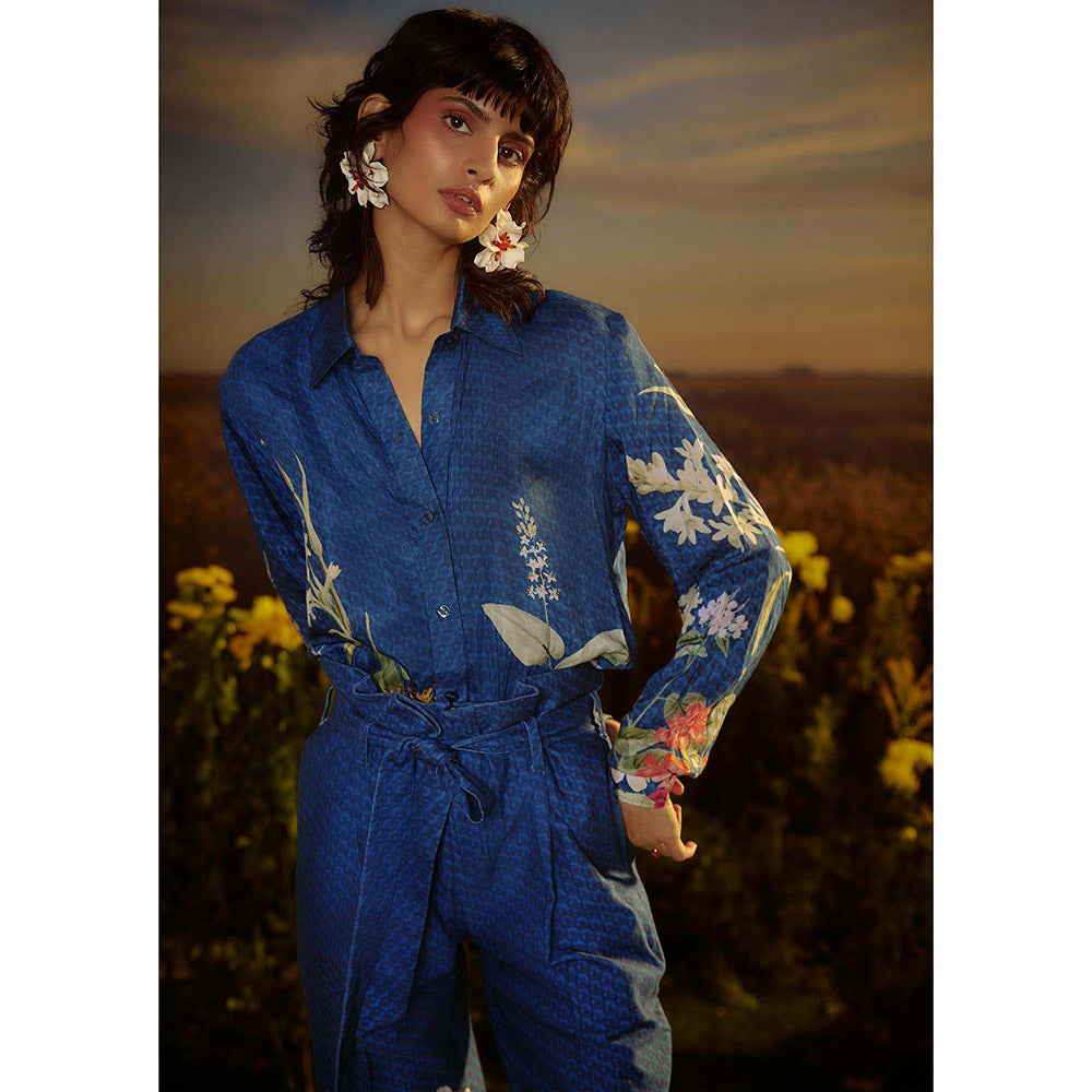 Nirmooha Blue Floral Fusion Ensemble Co-Ord (Set of 2)