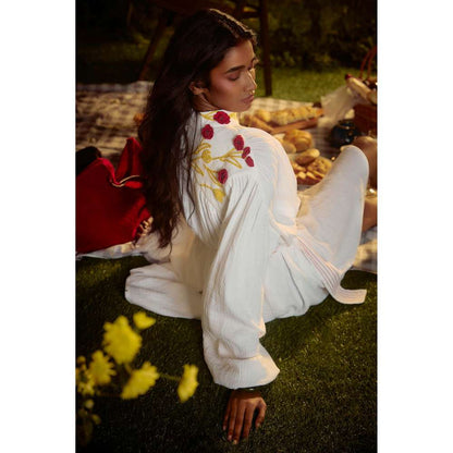 Nirmooha White Sleek Statement Shirt Dress with Belt (Set of 2)