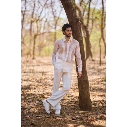 Nirmooha White Command Shirt