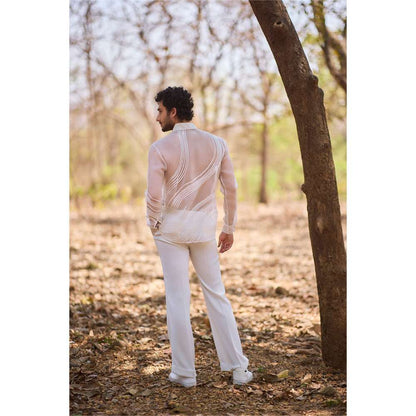 Nirmooha White Command Shirt