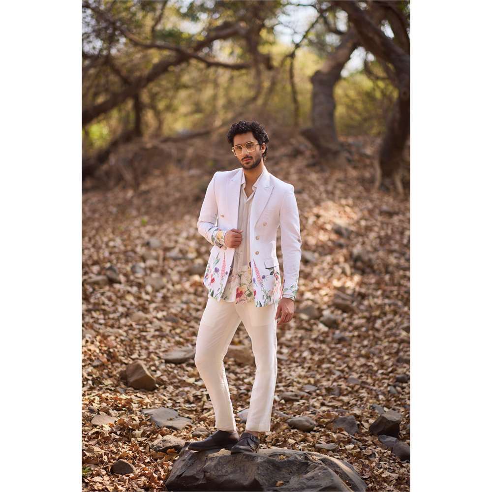 Nirmooha Ivory Power Print Blazer