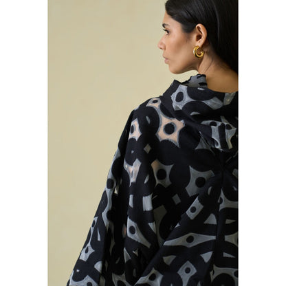 No Grey Area Kolam Jaquard Anorak Hoodie