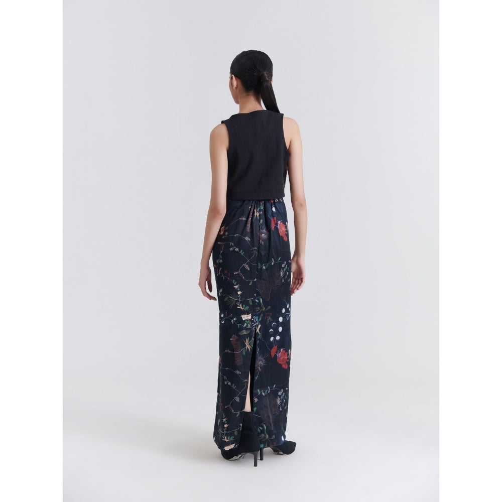 No Grey Area Black Crop Top