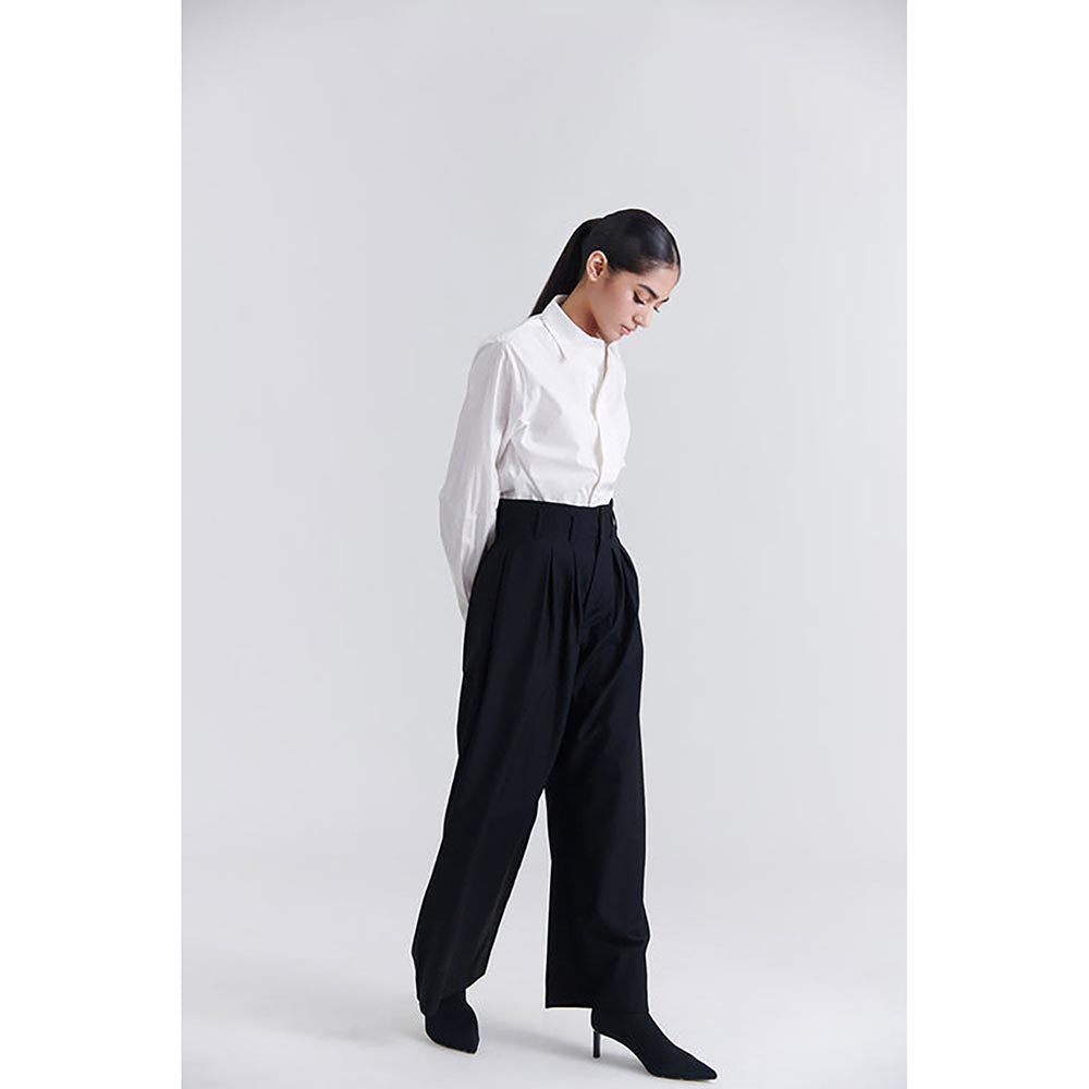 No Grey Area White Lily Bloom Boxy Shirt