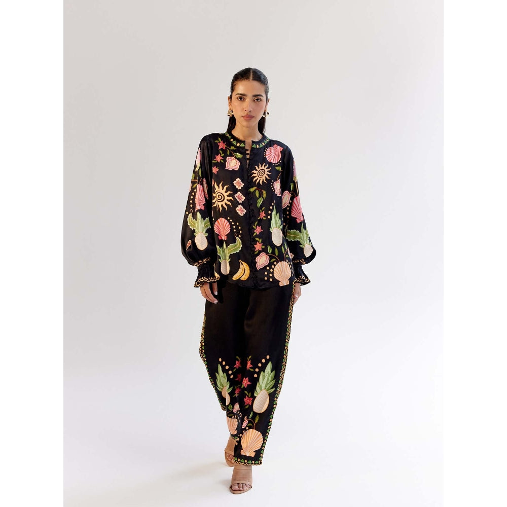 NOIB Ilia Shirt - Seashell -Black