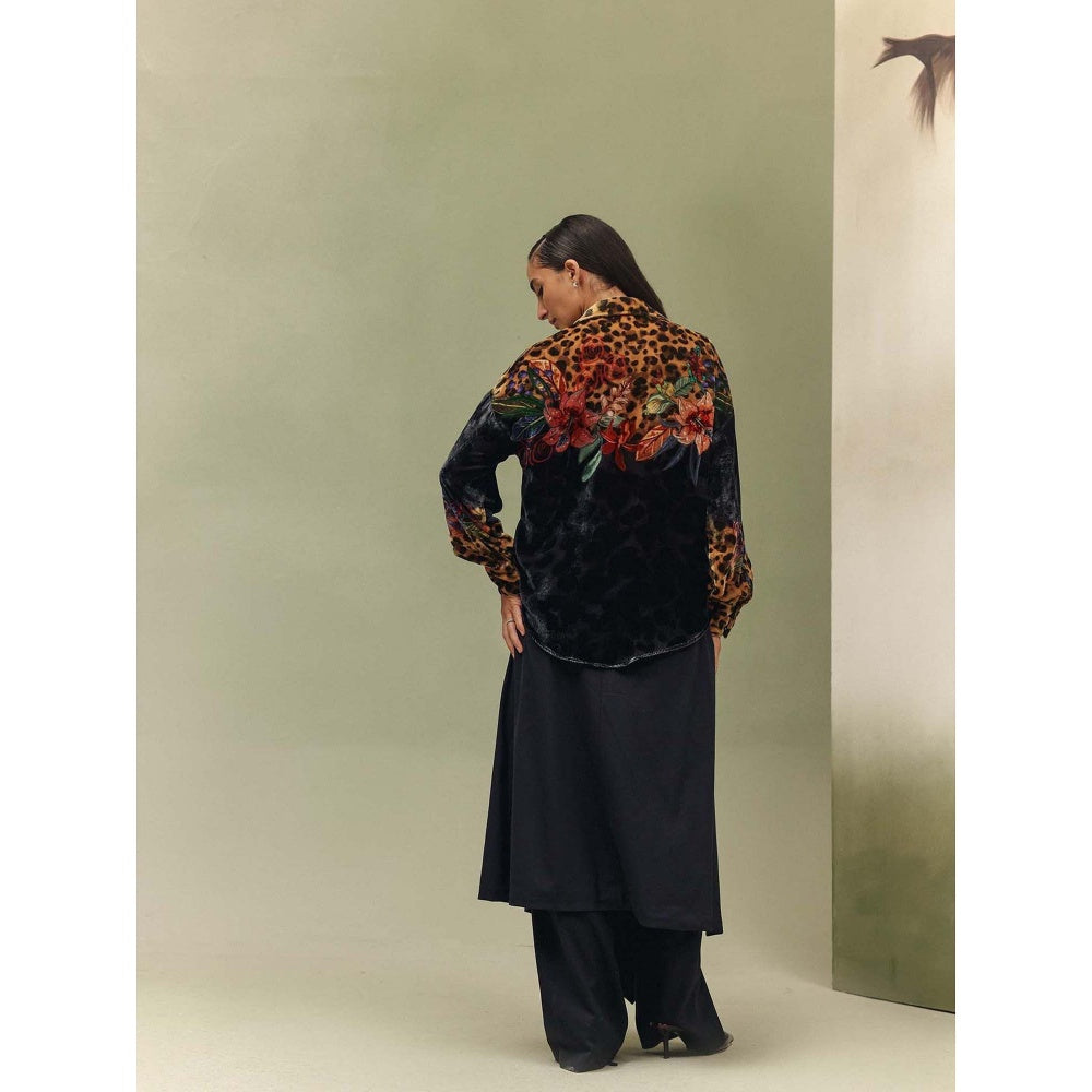 NOIB Black Aurea Shirt - Wildflower