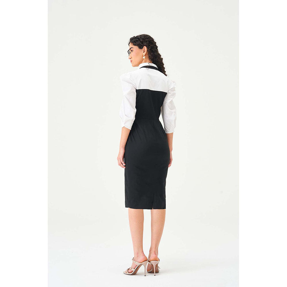 Notebook Women Black Collar Neck Skinny Fit Midi Dress