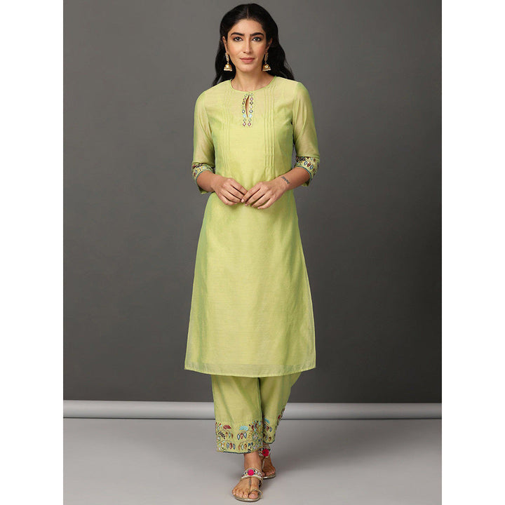 Nuhh Lime Green Chanderi Kurta With Pant And Embroidery (Set of 2)