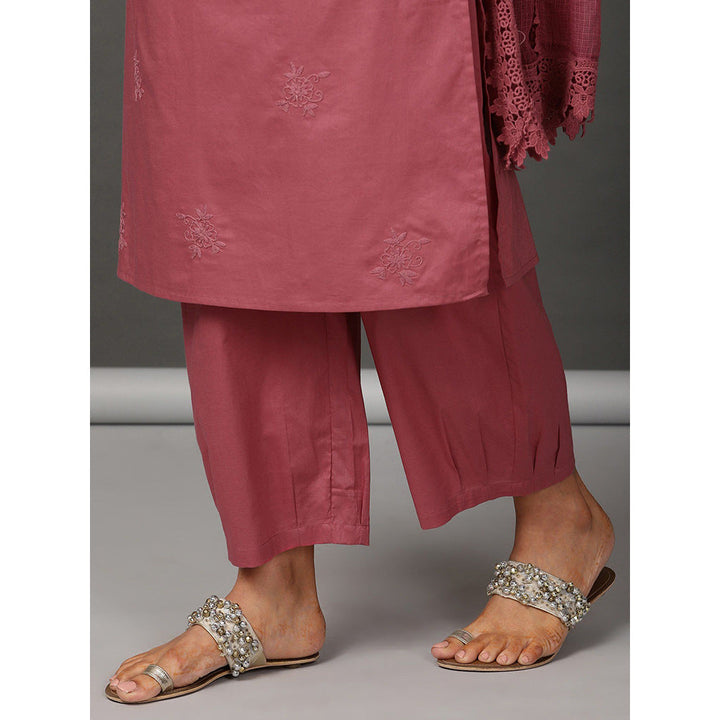 Nuhh Beetroot Pink Cotton Kurta With Embroidery & Pant With Pink Lace Dupatta (Set of 3)
