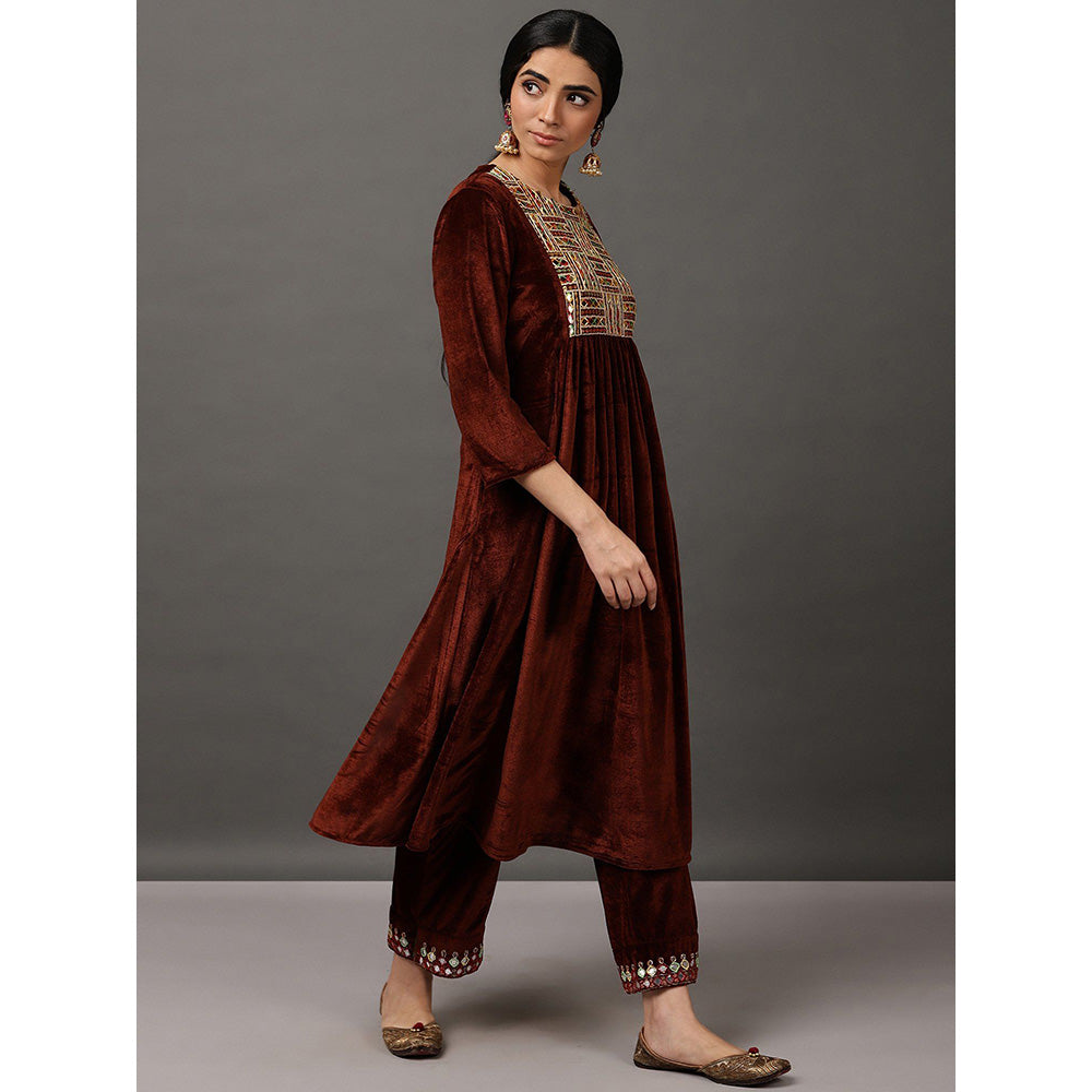 Nuhh Brown Velvet Embroidery Kurta With Pant (Set of 2)