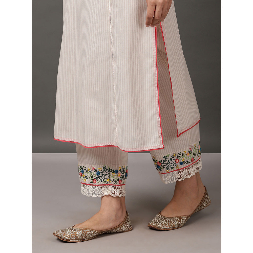 Nuhh Off White Poly Cotton Kurta With Pant & Dupatta With Embroidery (Set of 3)
