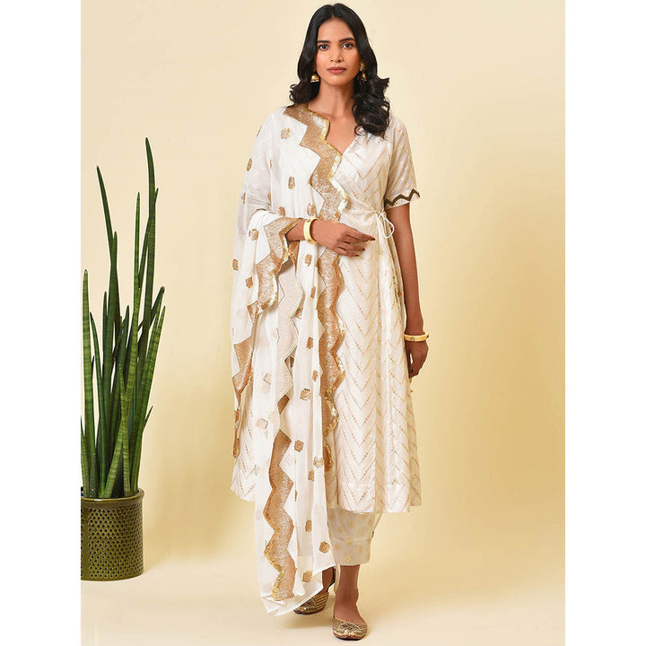 Nuhh Off White & Gold Kurta Inner And Pant With Dupatta (Set of 4)