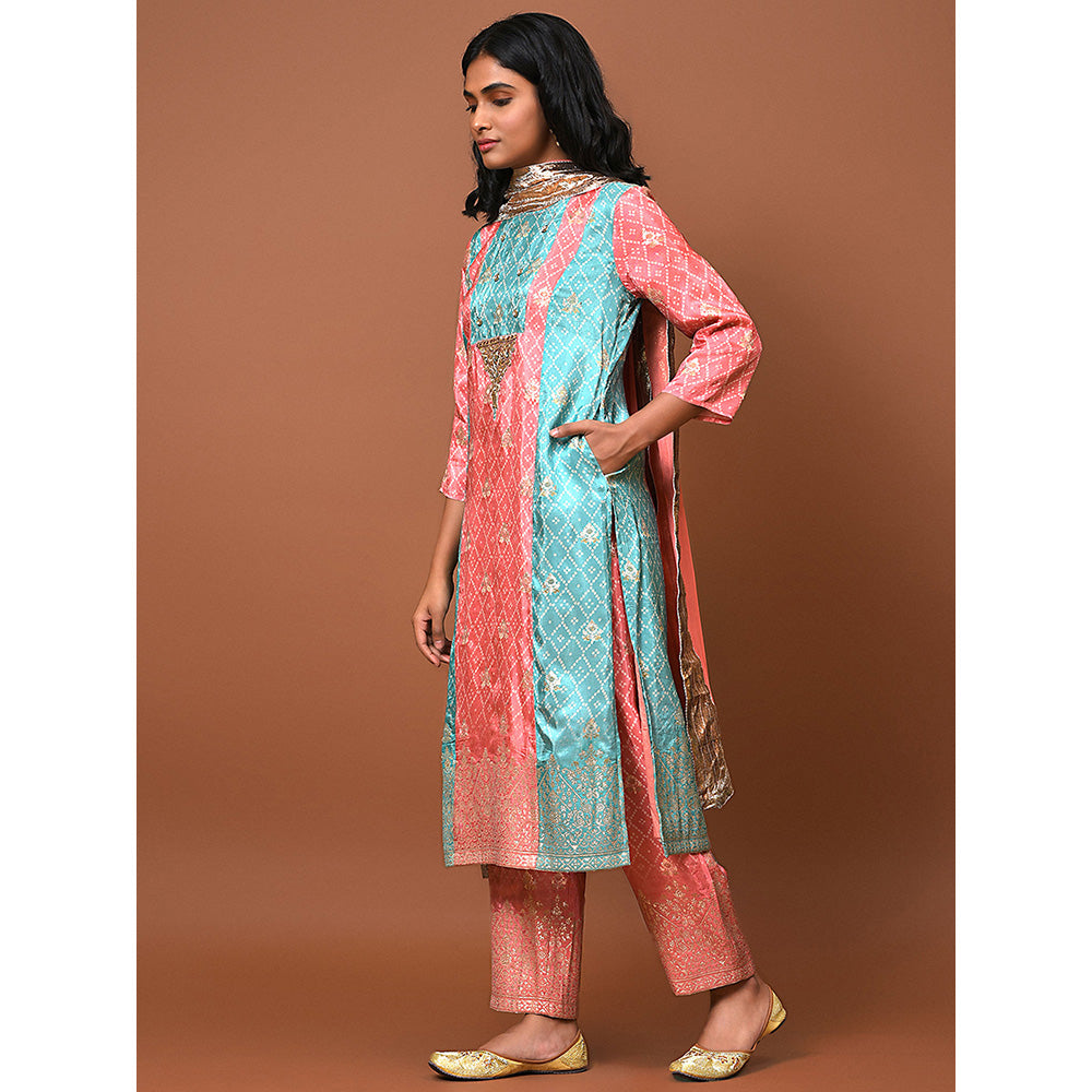 NUHH Chi Kurta Pant & Dupatta Set (Set of 3)