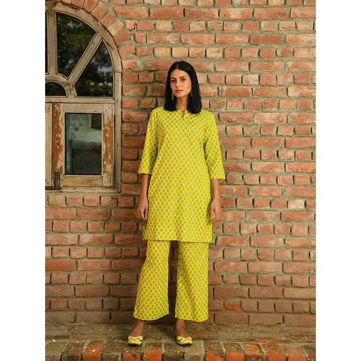 NUHH Joy Of The Sun Kurta Pant & Dupatta (Set of 3)