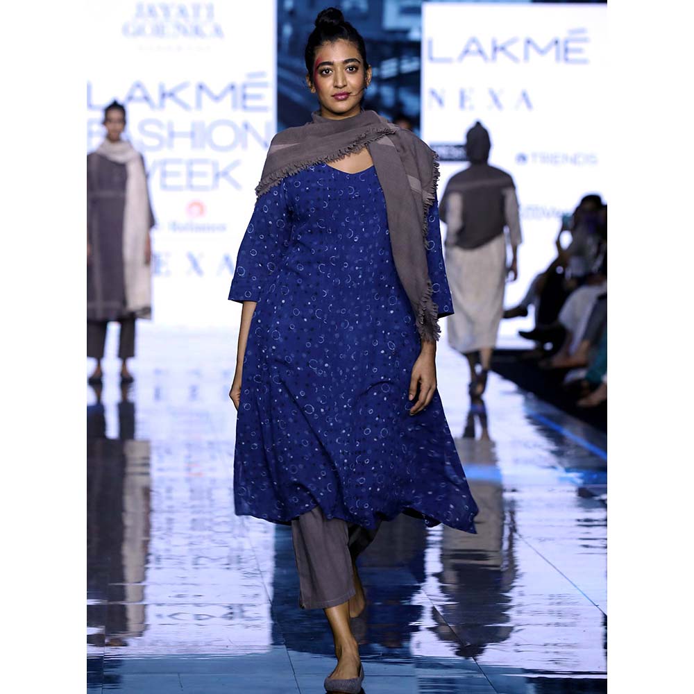 JAYATI GOENKA Taupe Solid Scarf