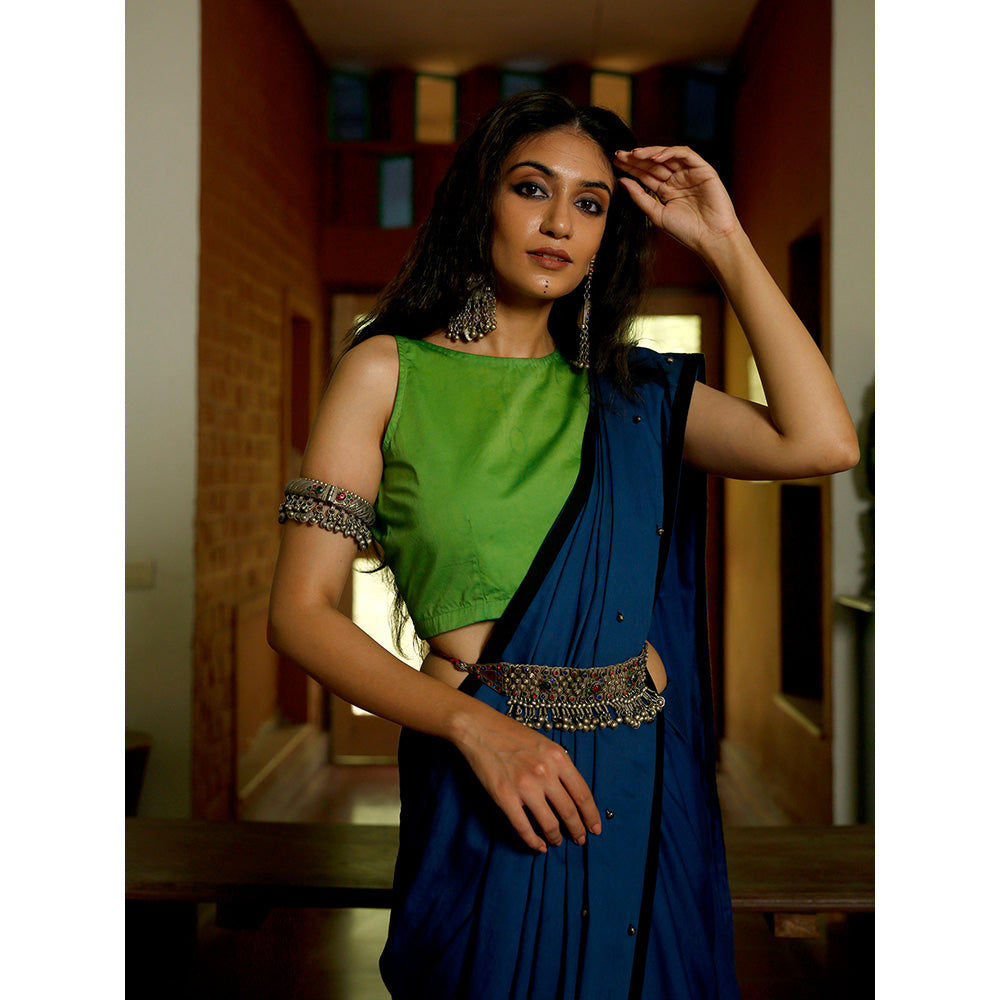 PEELI DORI Blue Embellished Saree and Unstitched Blouse