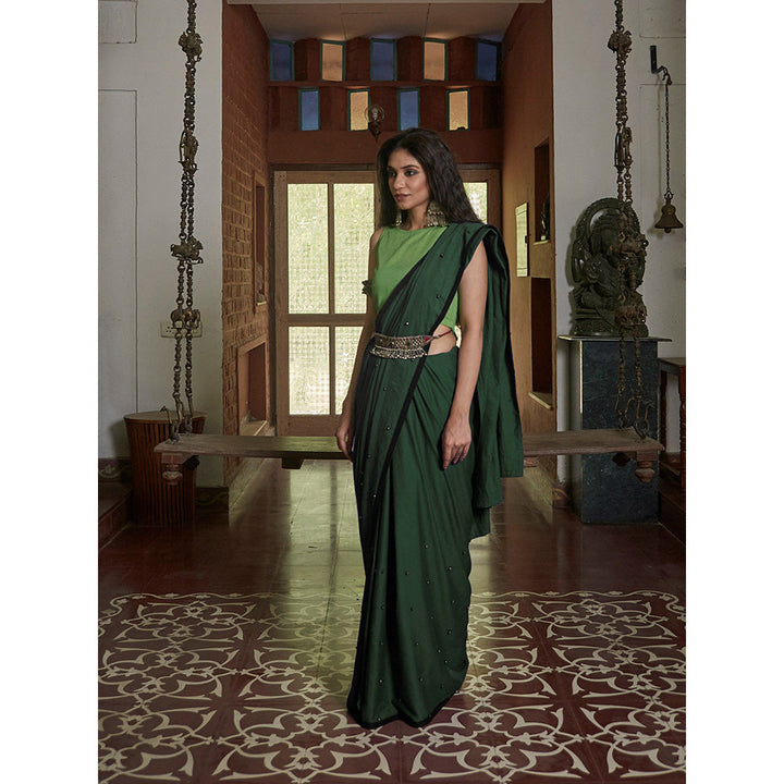 PEELI DORI Green Embellished Saree and Unstitched Blouse