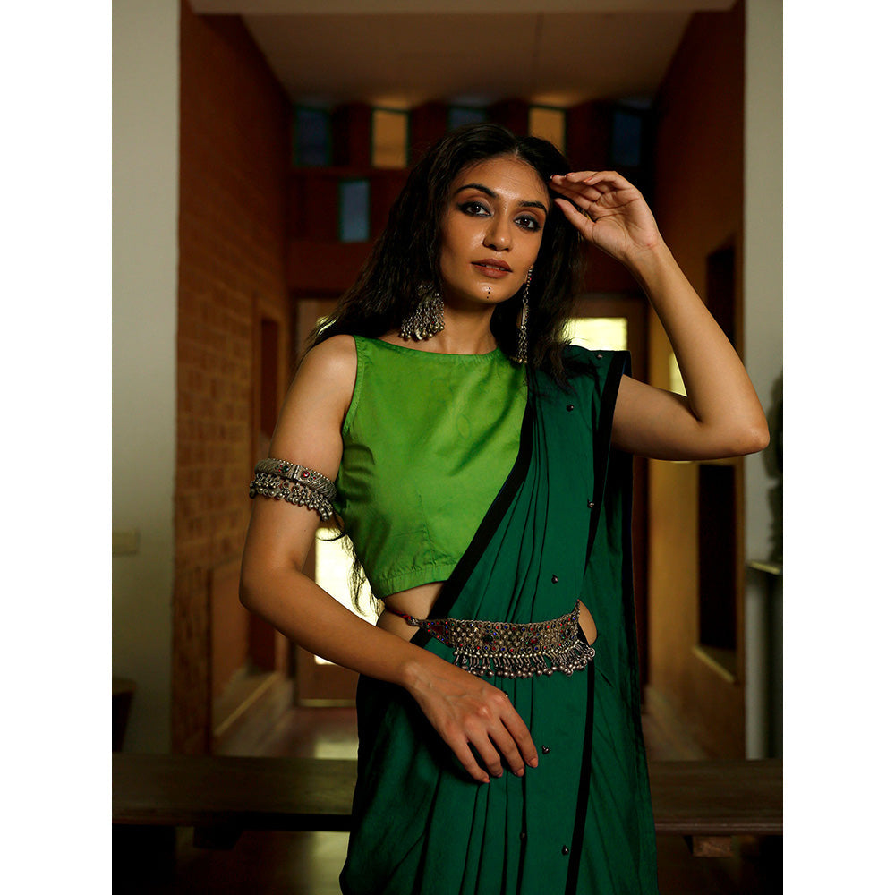 PEELI DORI Green Embellished Saree and Unstitched Blouse