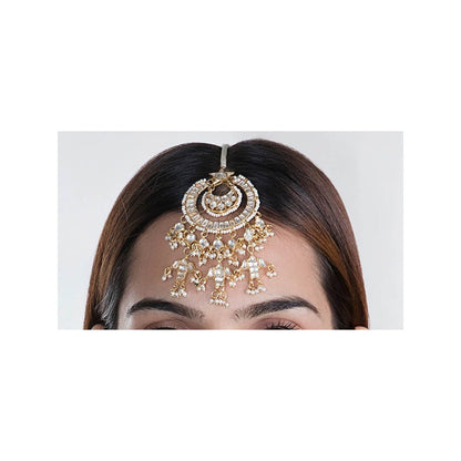 RIANA JEWELLERY Tikka With Star, Studded With White Jadtar Stones and Beaded With Tiny Pearl