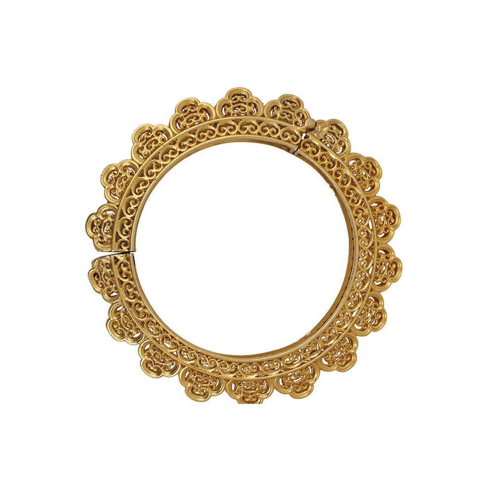 Zariin Gold Enigma Of Art Gold Plated Bangle