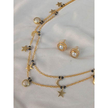 Zariin Gold Witty and Wise Baroque Pearl Studs