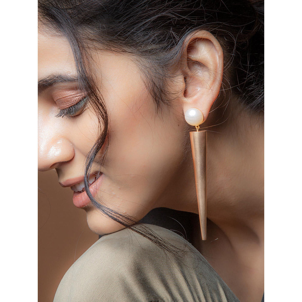 Suhani Pittie Gold Toned Cone Earrings With Pearls