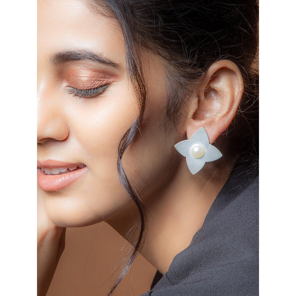 Suhani Pittie Silver Four Petal Floral Stud Earrings With Pearls