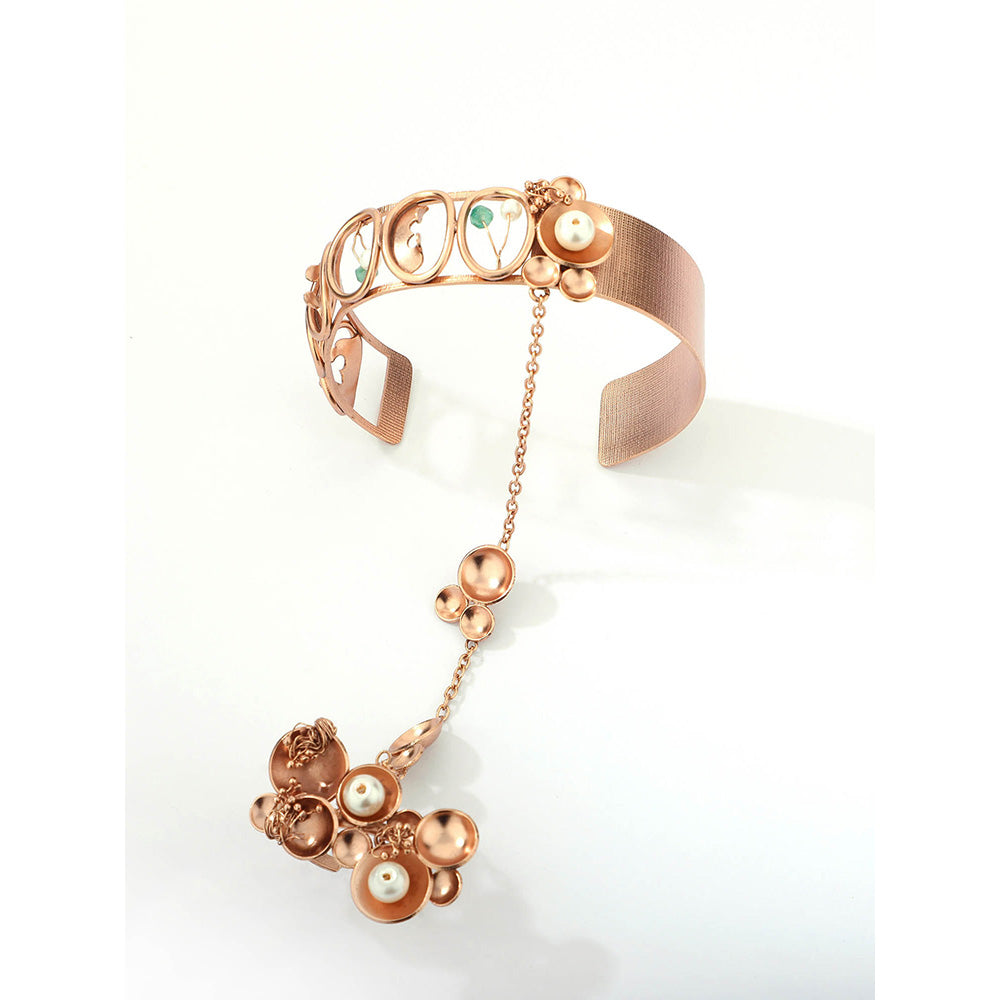 Suhani Pittie Amazonian Canopy Haathphool