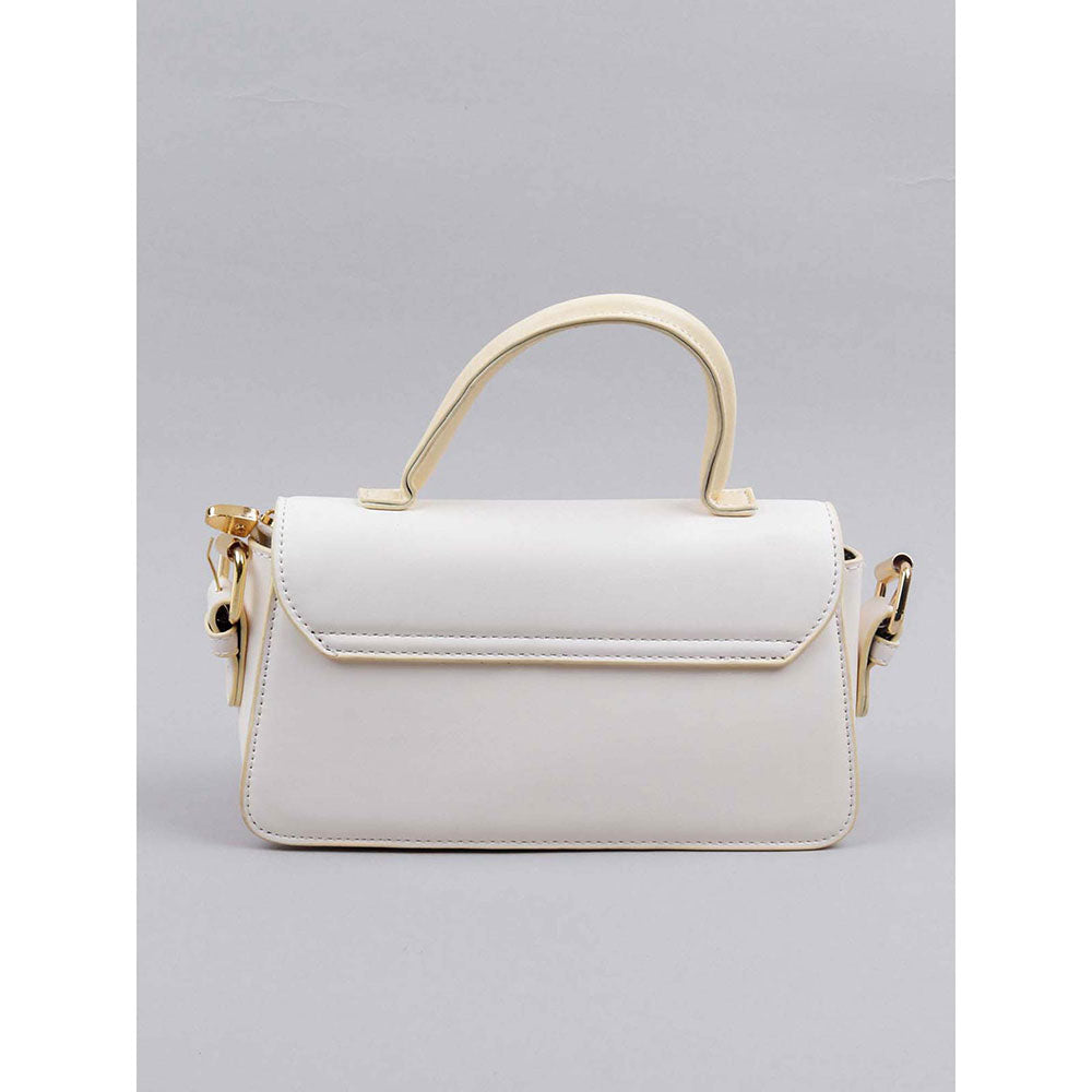 Odette Awe-Worthy White Clutch