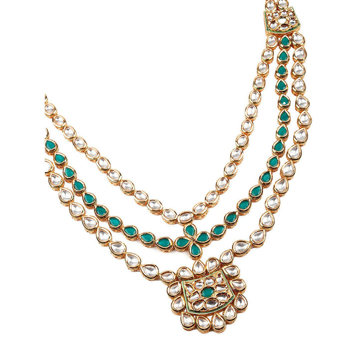 Odette Gorgues Green And White Kundan Necklace Set For Women