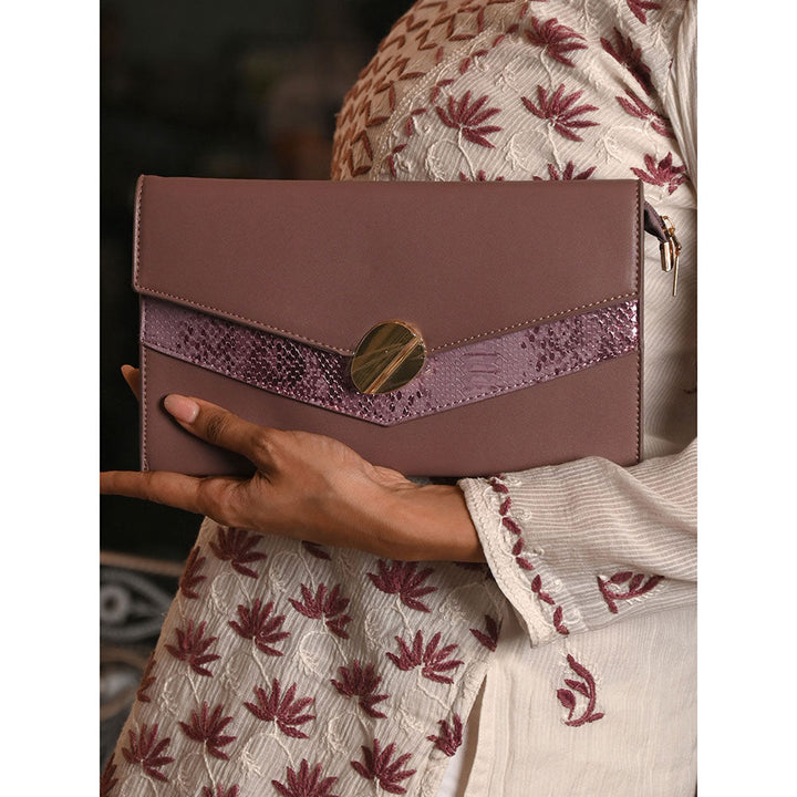 Odette Mauve Snake Textured Solid Sling Bag Clutch